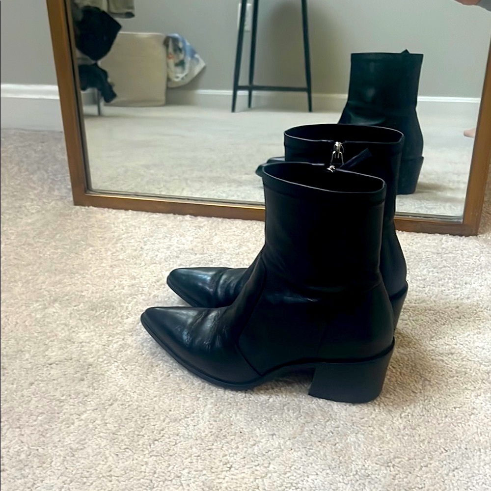 Elegant Black Leather Ankle Booties - Picture 2 of 4